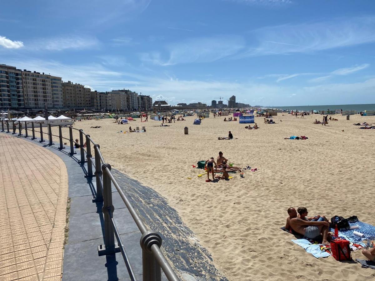 Panoramic View On Beach, Ships, Sea - Place To Be Ostend Exterior photo